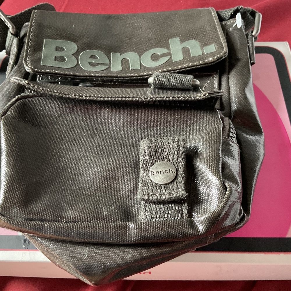 Bench Small Messenger Bag